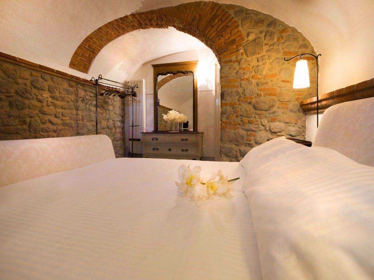 rumah dalam Montecatini Terme, Tuscany 10728508