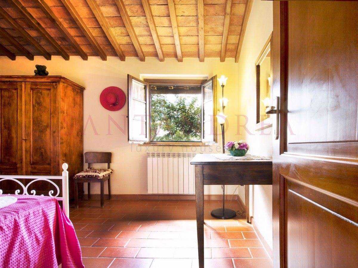 casa en Montaione, Tuscany 10728574