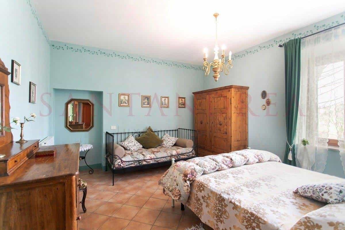 Dom w Asciano, Tuscany 10728656