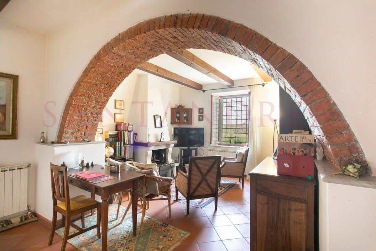 House in Asciano, Tuscany 10728656