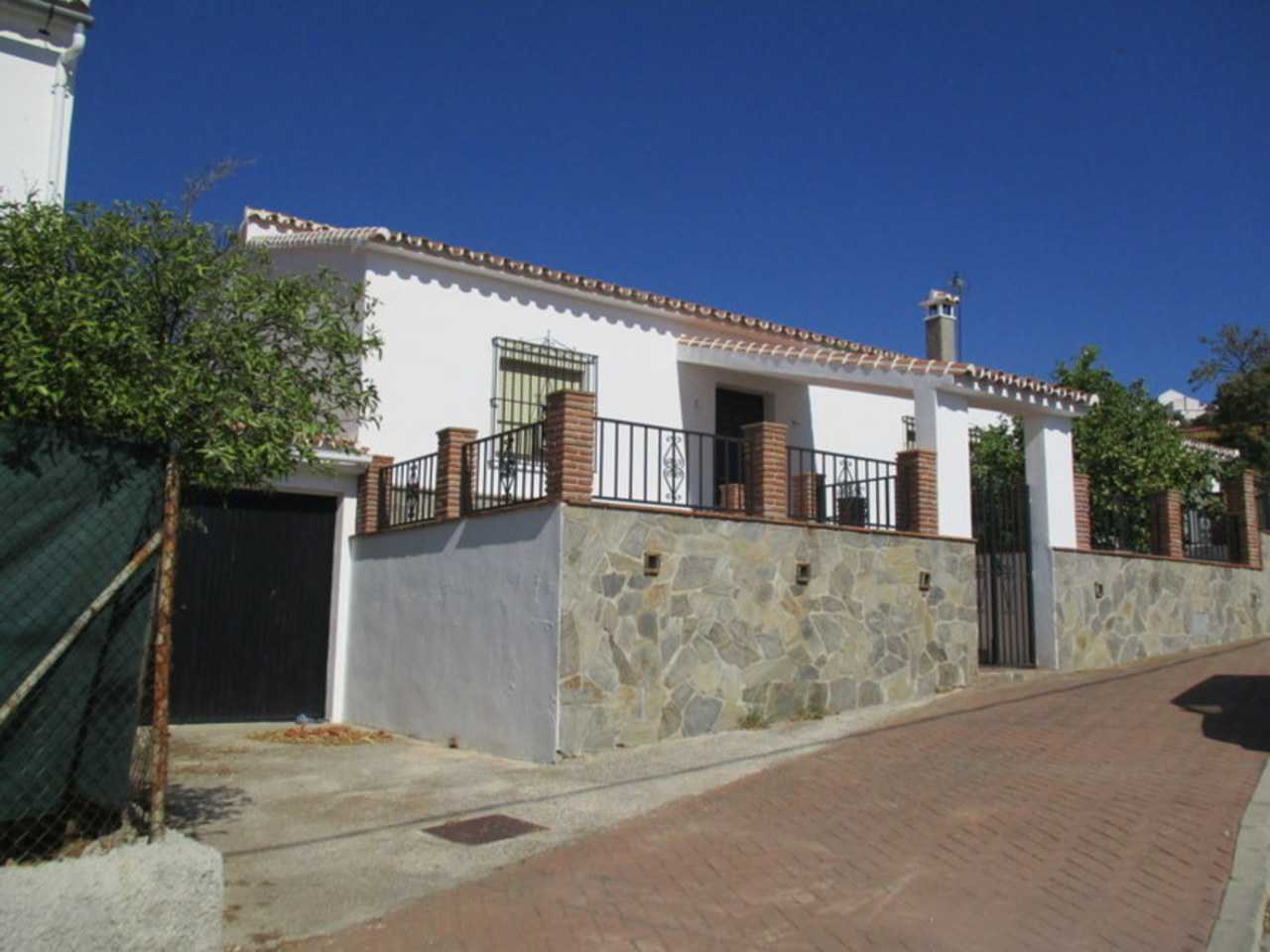 rumah dalam Carratraca, Andalusia 10728718