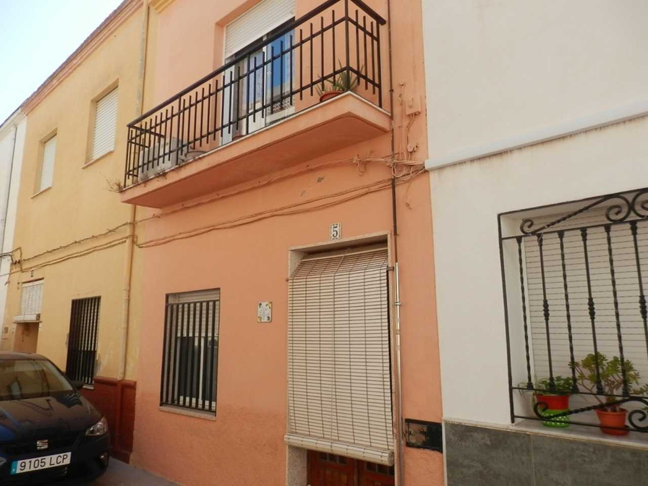 房子 在 La Font d'en Carròs, Comunidad Valenciana 10729054