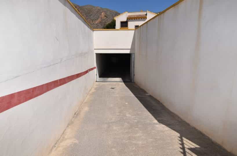 房子 在 Callosa de Segura, Valencian Community 10729251