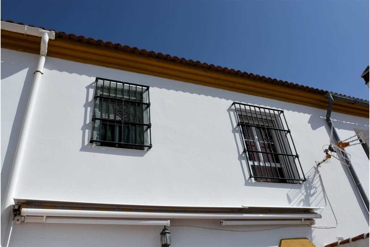 Rumah di Alcaucín, Andalucía 10729305