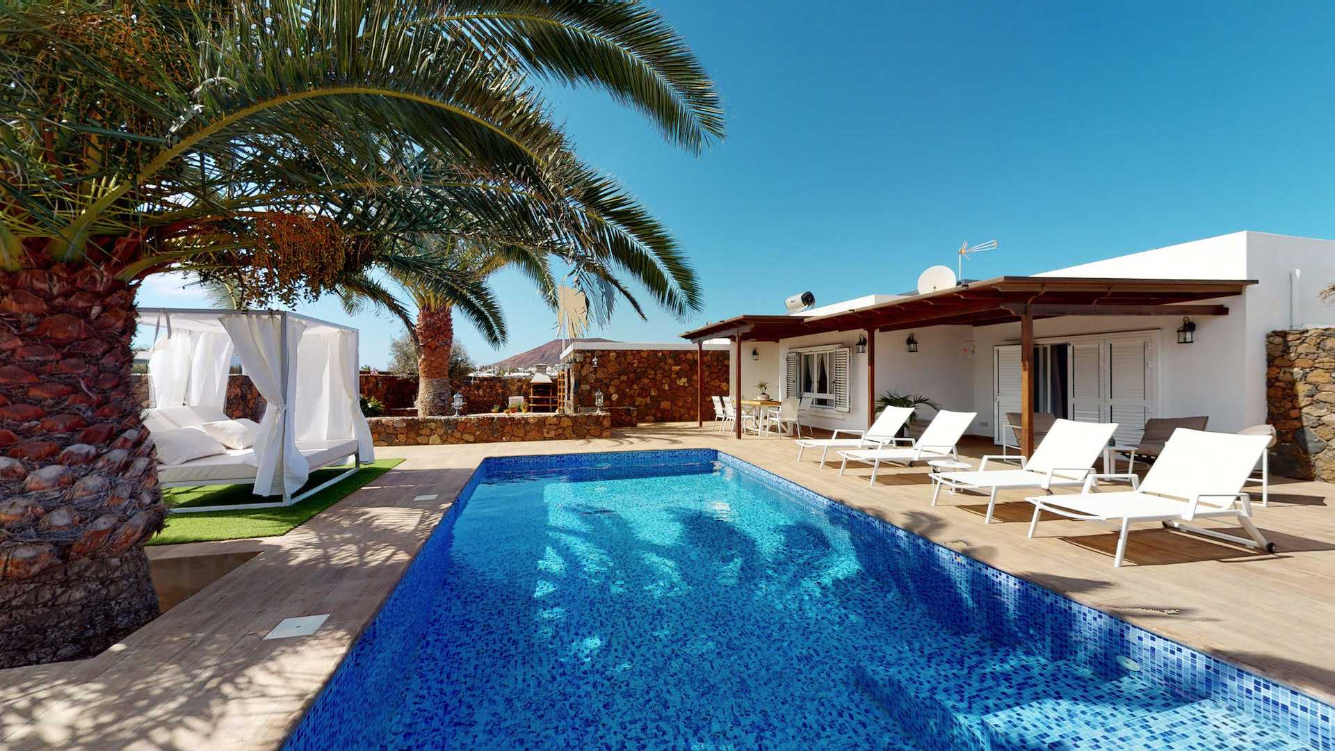 House in Playa Blanca, Canarias 10729341