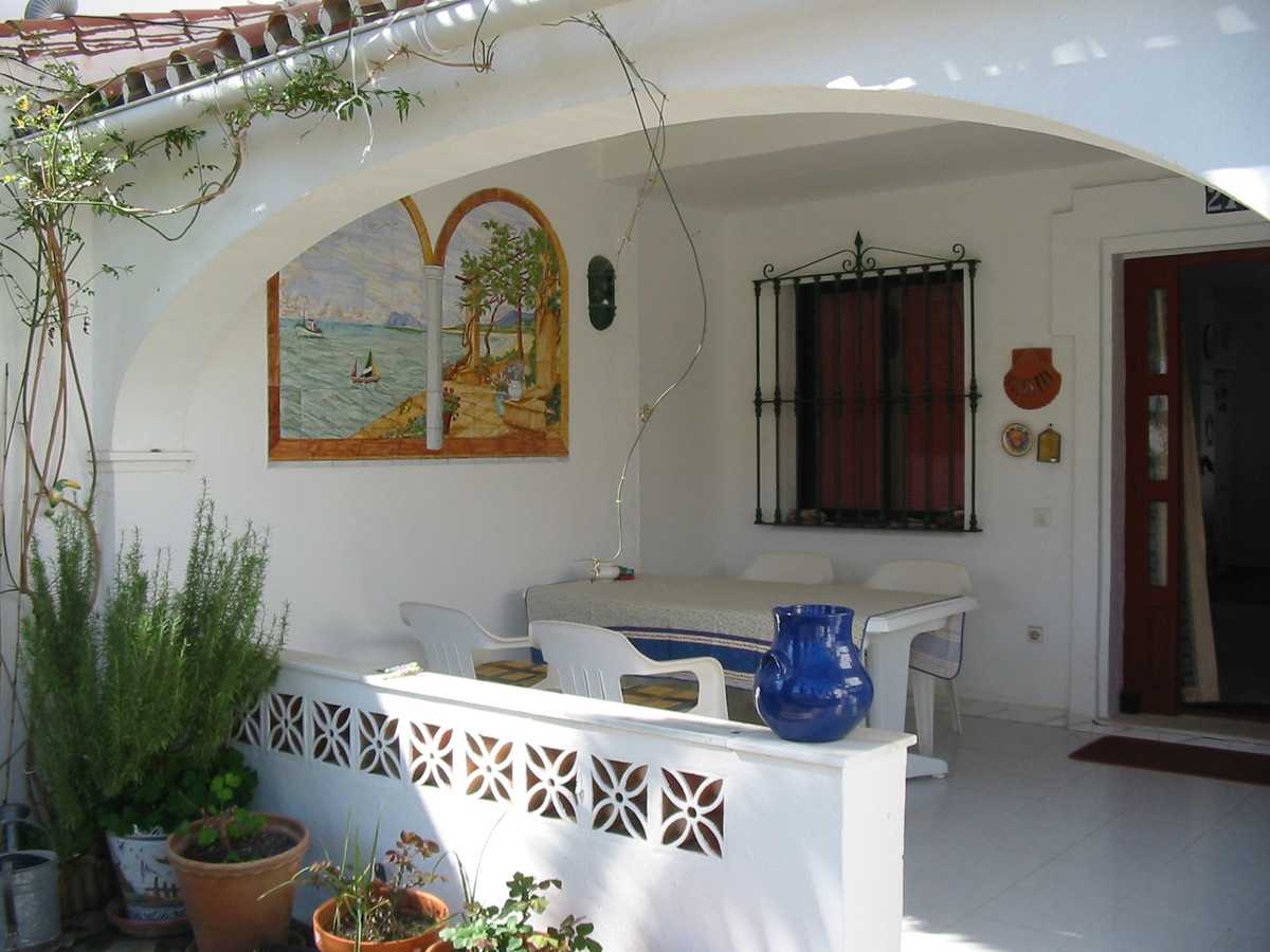 House in Manilva, Andalusia 10729700