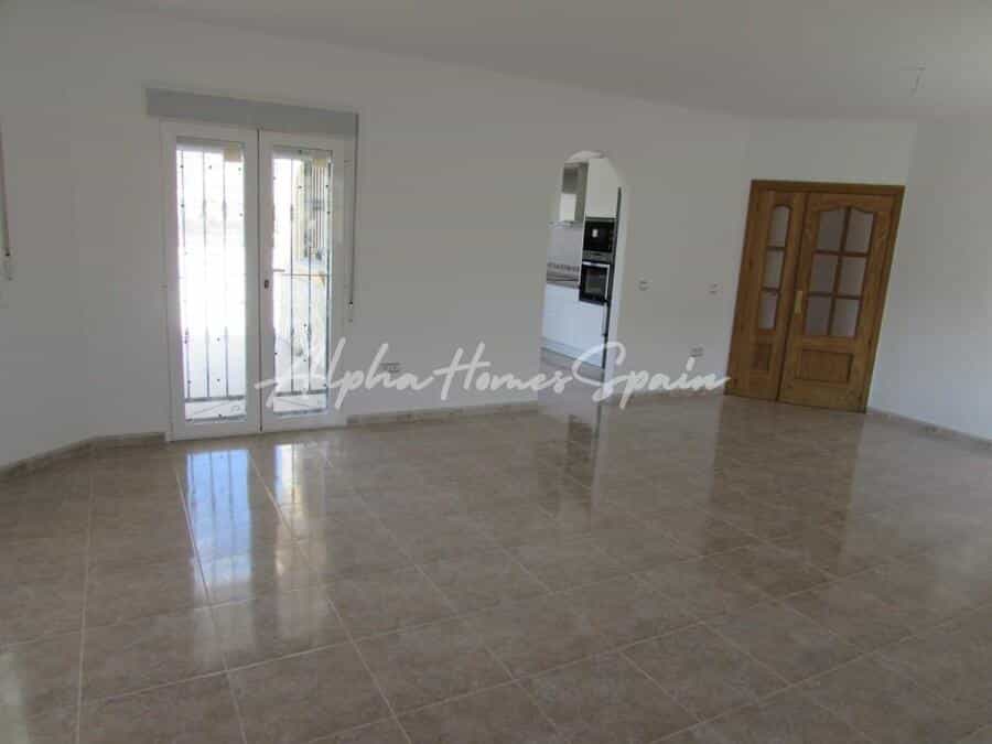 Talo sisään Somontin, Andalusia 10729948