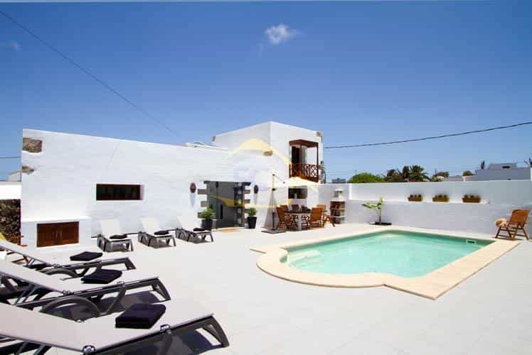 Rumah di Mozaga, Pulau Canary 10730033