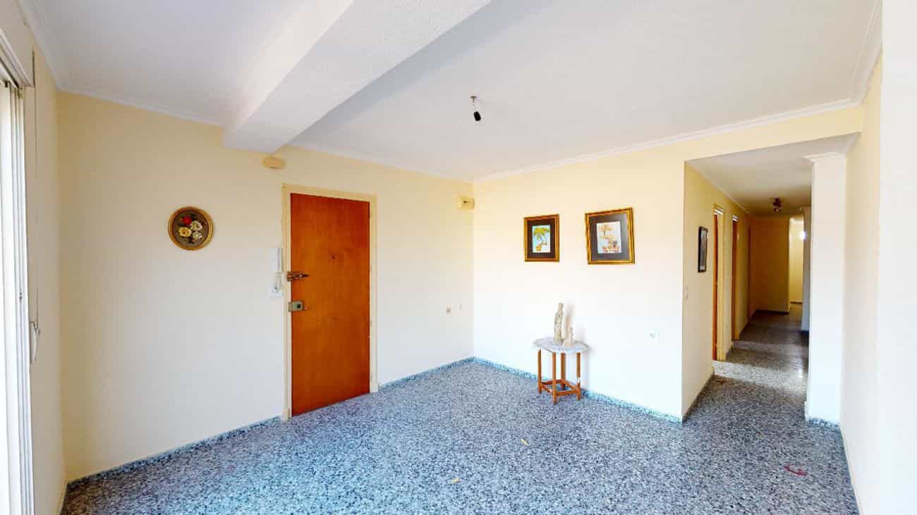 公寓 在 薩利納斯, 巴倫西亞 10730060