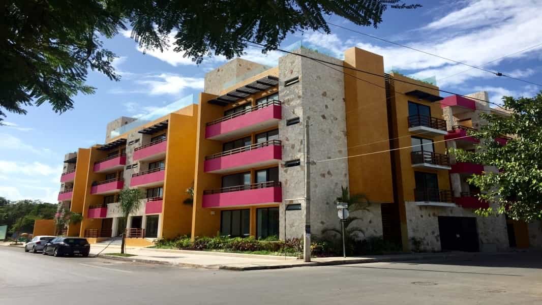 Condominium dans Playa del Carmen, Quintana Roo 10730116