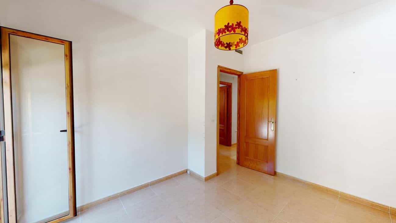 Будинок в La Vila Joiosa, Comunidad Valenciana 10730240