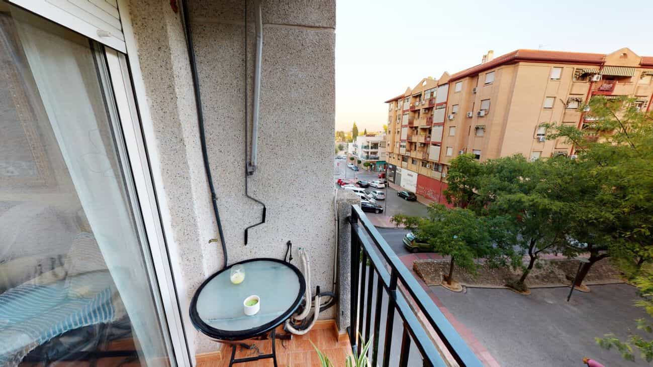 Condominium in , Región de Murcia 10731115