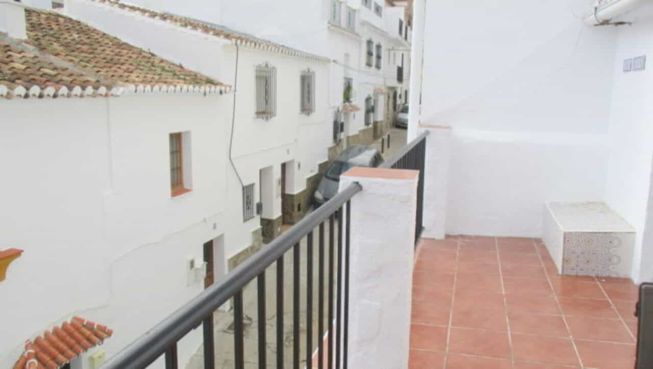 rumah dalam Casarabonela, Andalucía 10731253
