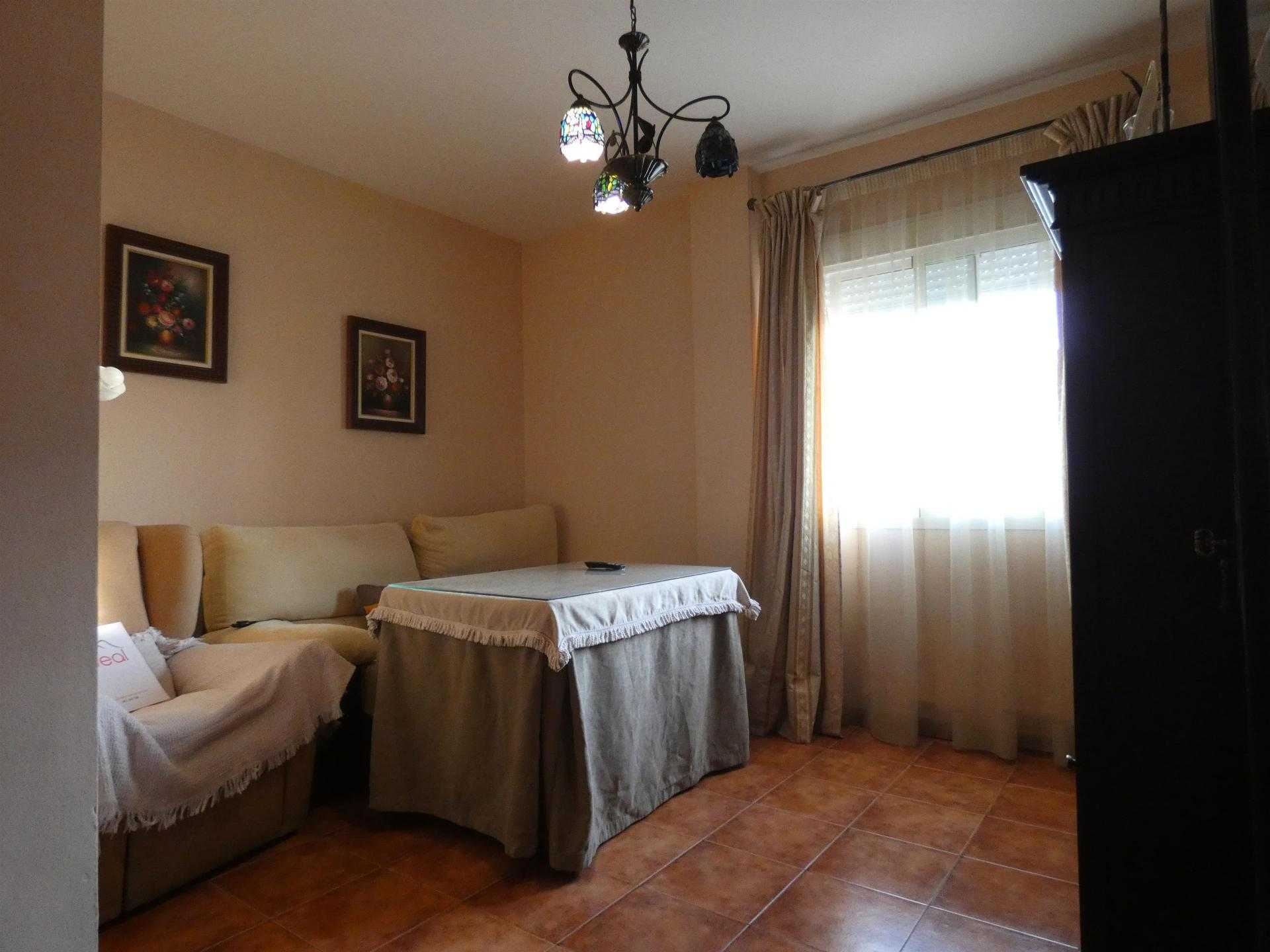 公寓 在 Alhaurín el Grande, Andalucía 10732199