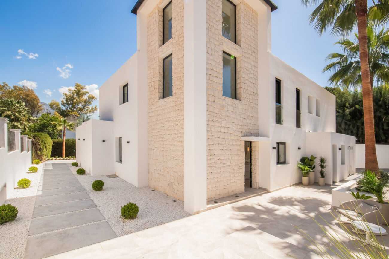 House in Marbella, Andalucía 10733338