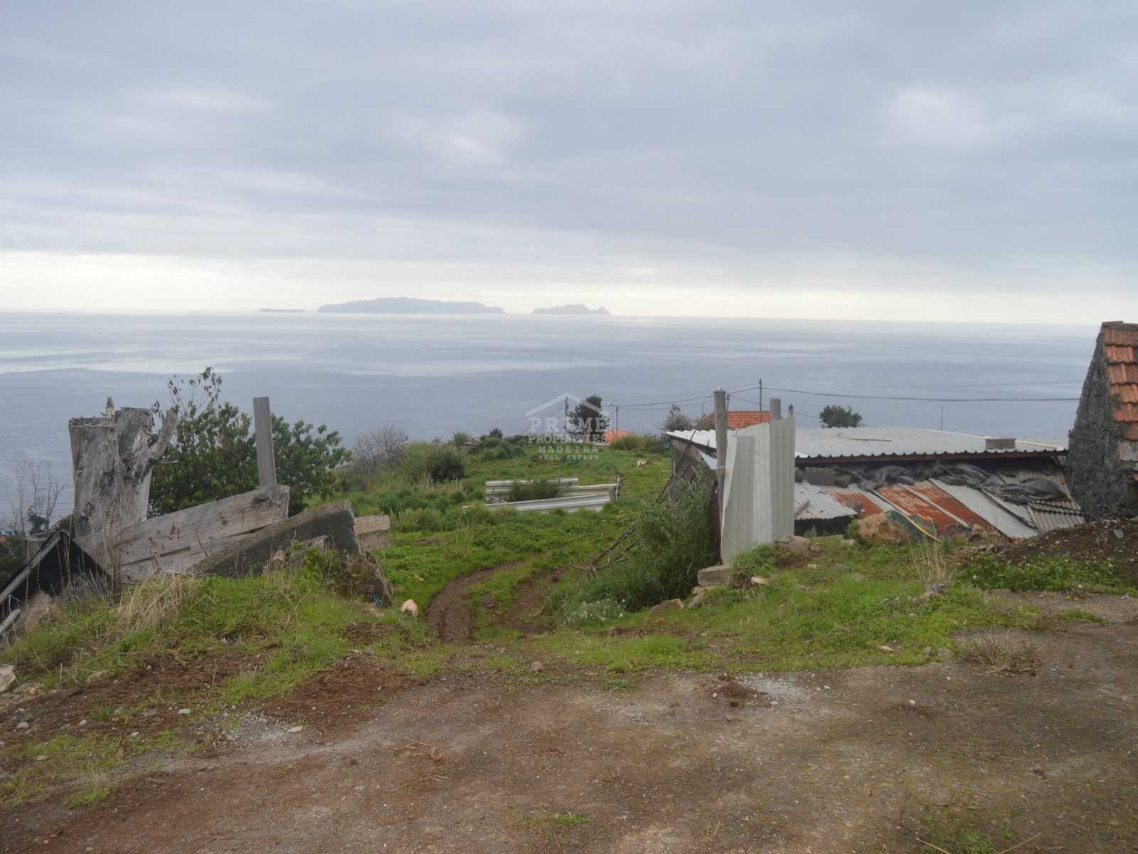 Land i Santa Cruz, Madeira 10735459
