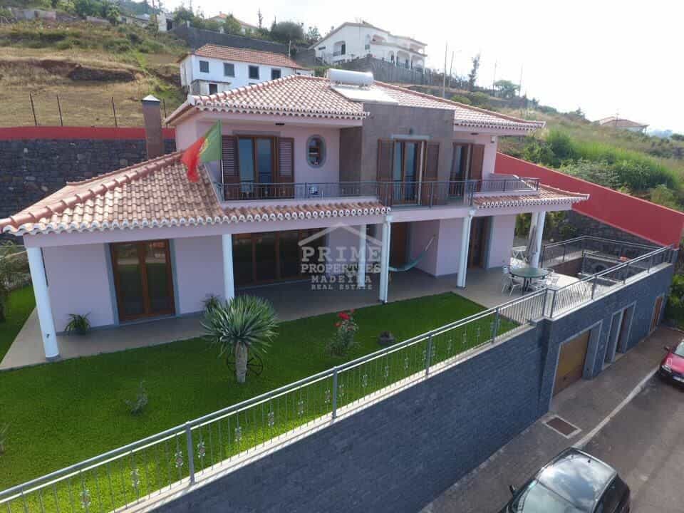 Rumah di Santa Luzia, Madeira 10735533