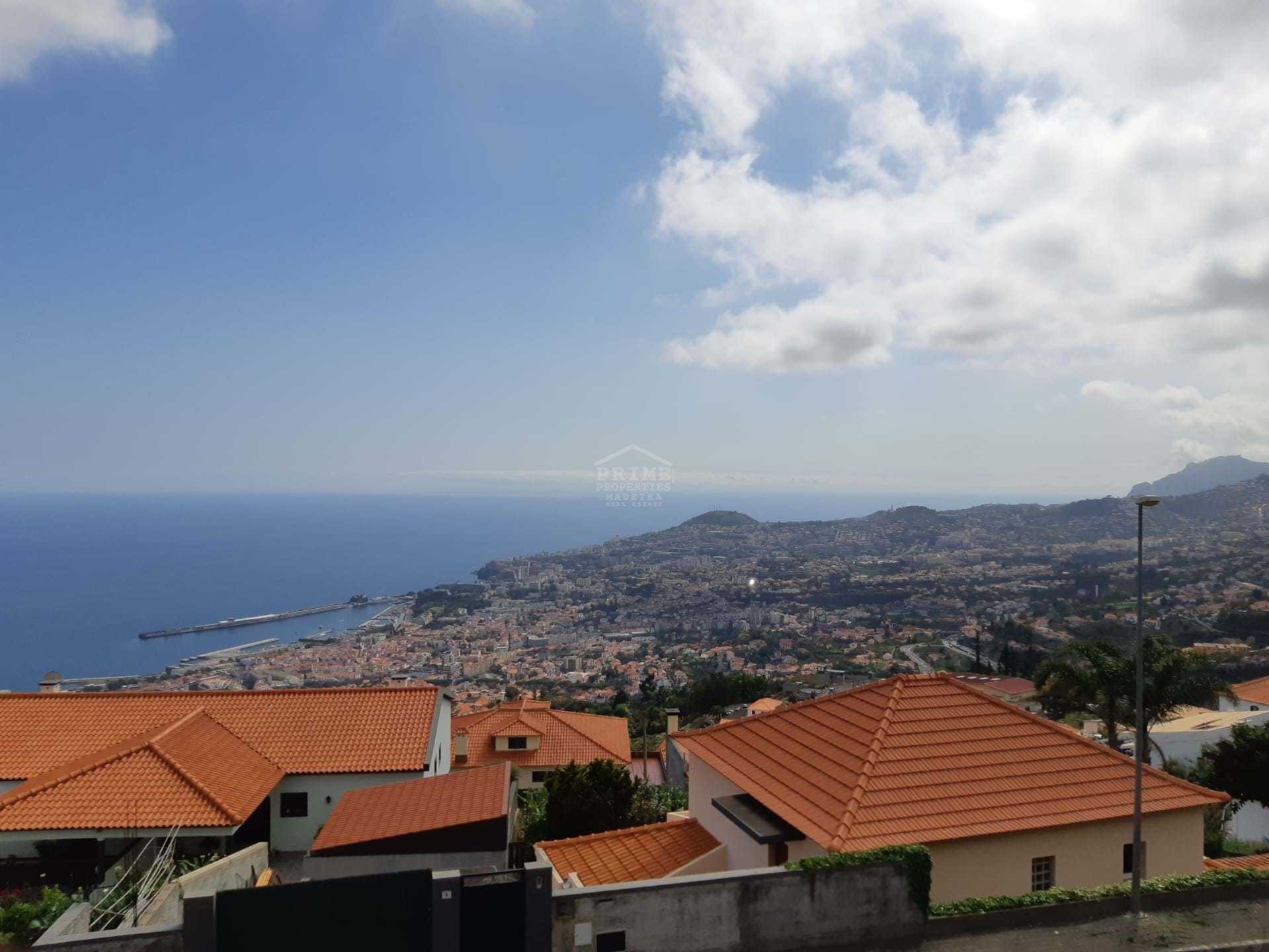 House in Funchal, Madeira 10735533