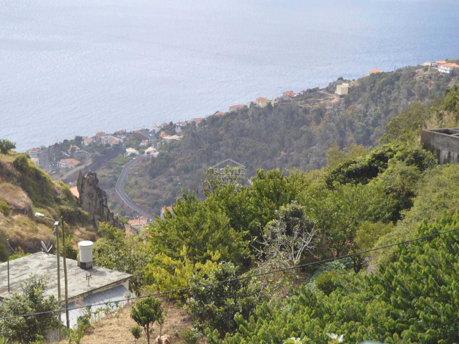 rumah dalam Santa Cruz, Madeira 10735548