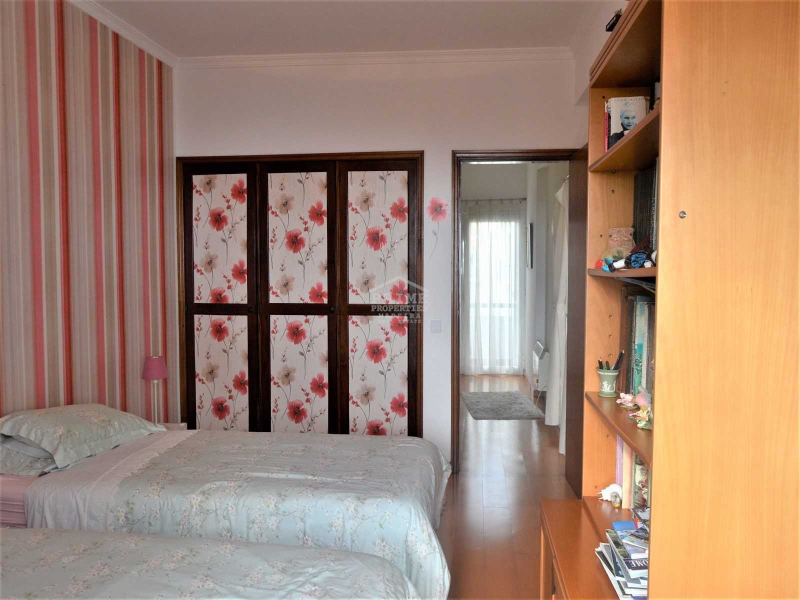 Квартира в Caniço, Madeira 10735559