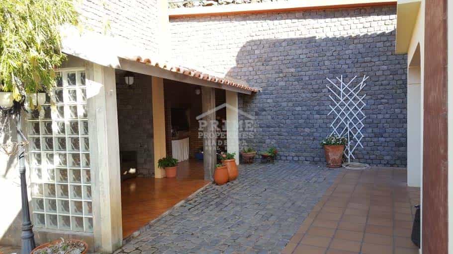 房子 在 Ribeira Brava, Madeira 10735618
