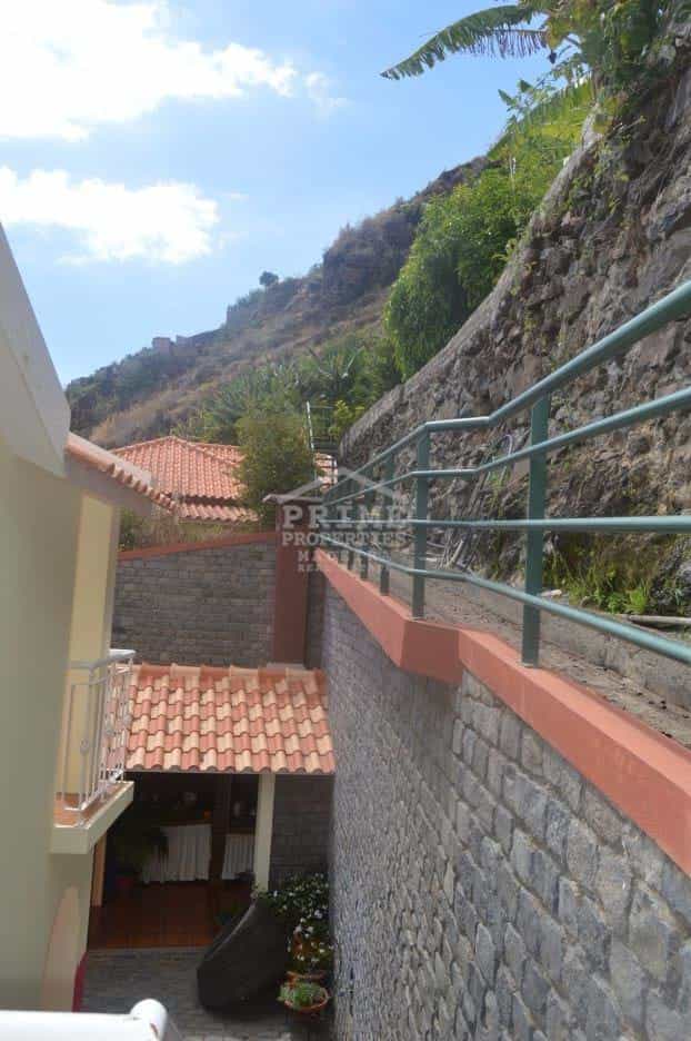 房子 在 Ribeira Brava, Madeira 10735618