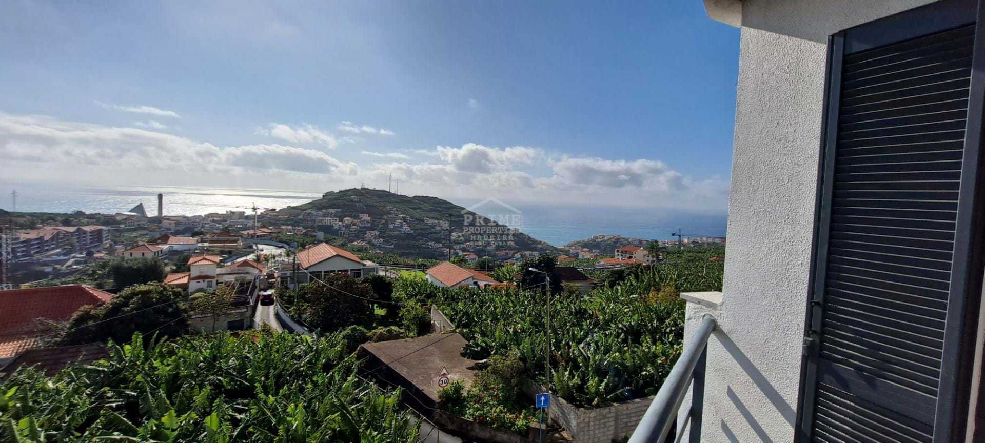 Condominium in Câmara De Lobos, Madeira 10735643