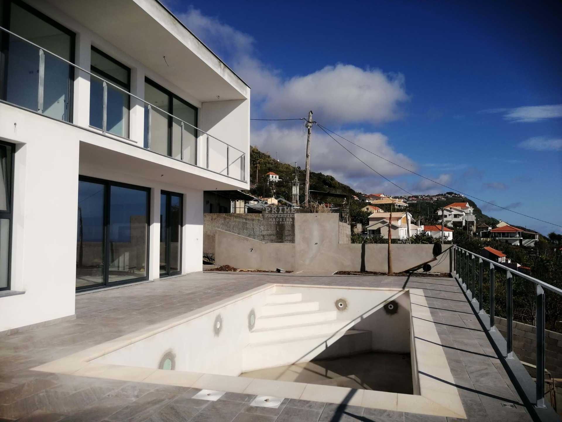 House in Achada de Cima, Madeira 10735712