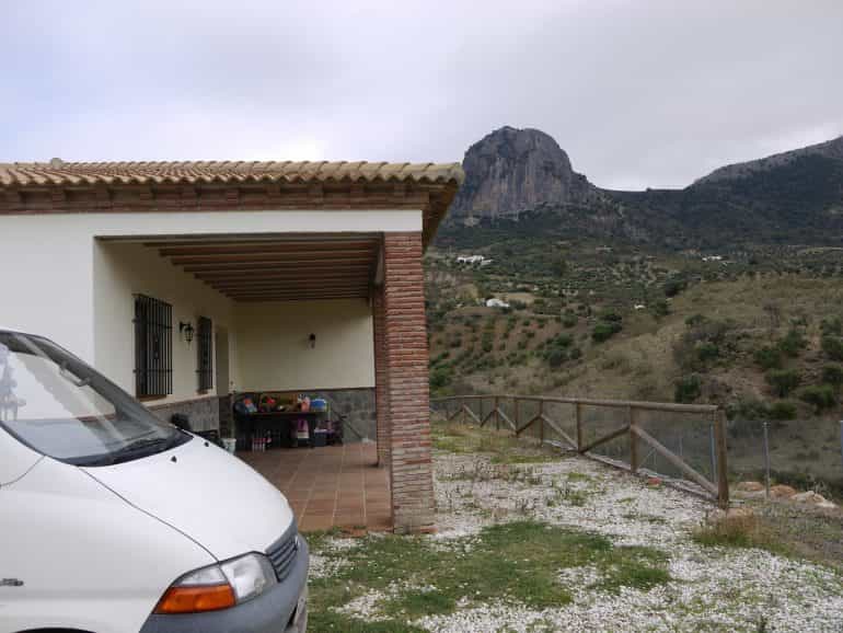 Rumah di El Gastor, Andalusia 10735844