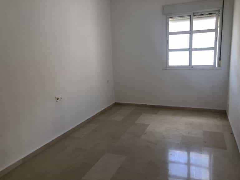Condominium in Olvera, Andalucía 10736642