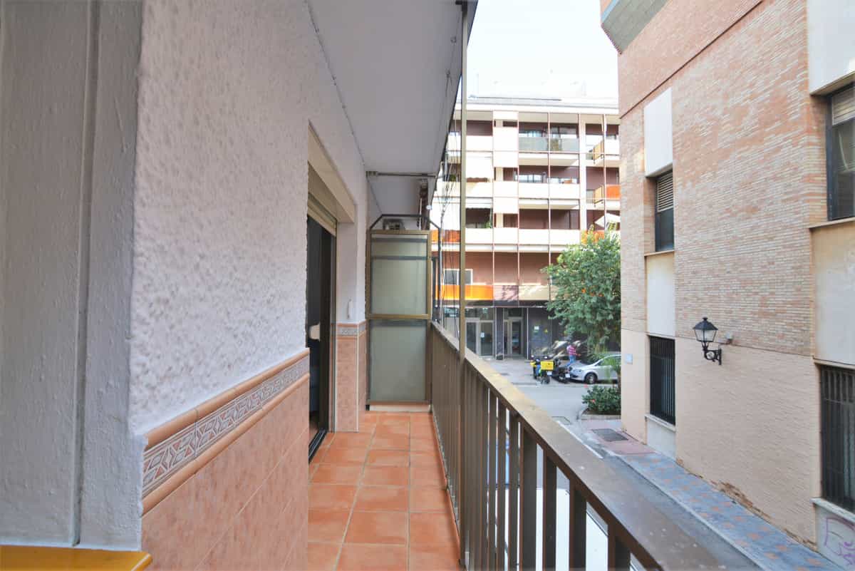 Condominio en Fuengirola, Andalucía 10737530