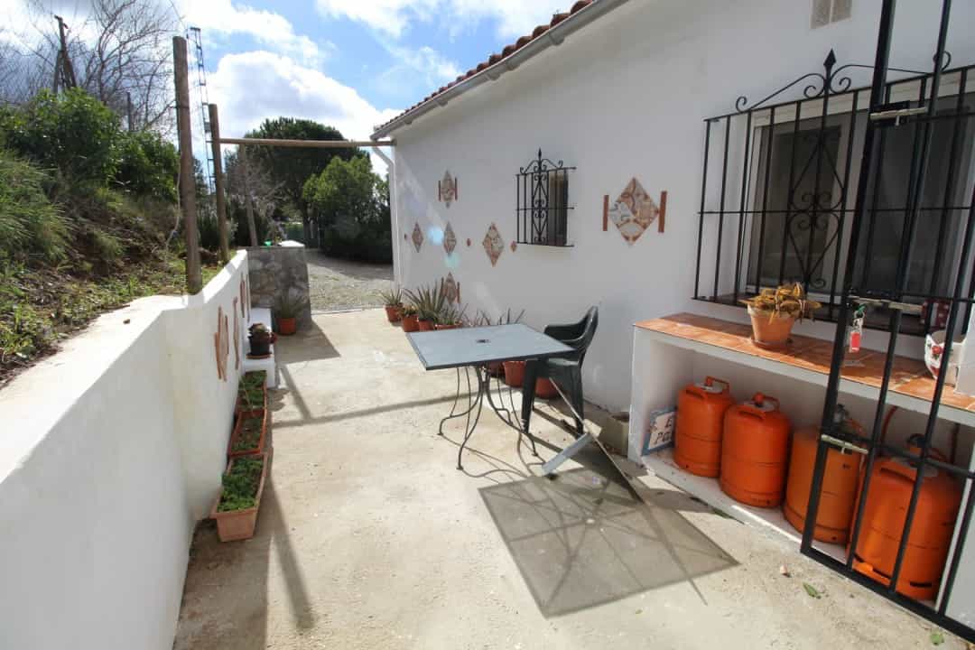 House in Antequera, Andalusia 10737716