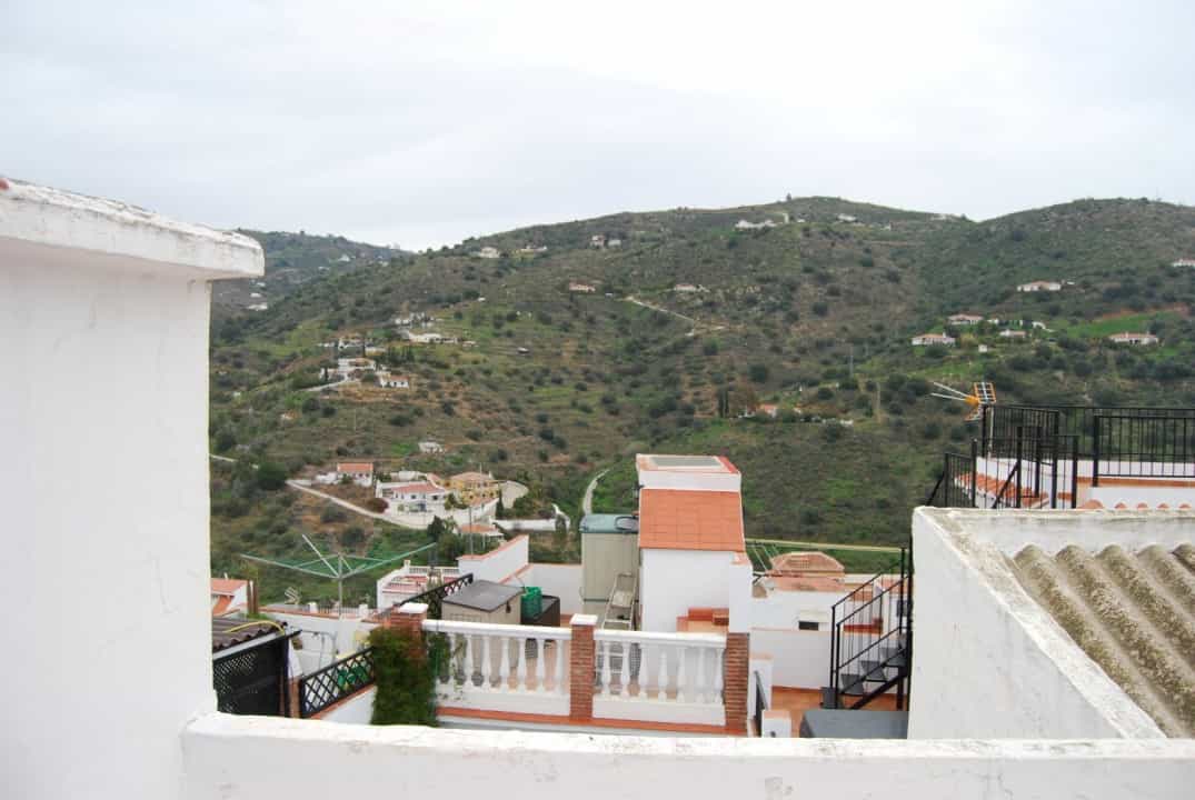 House in Torrox, Andalusia 10737739