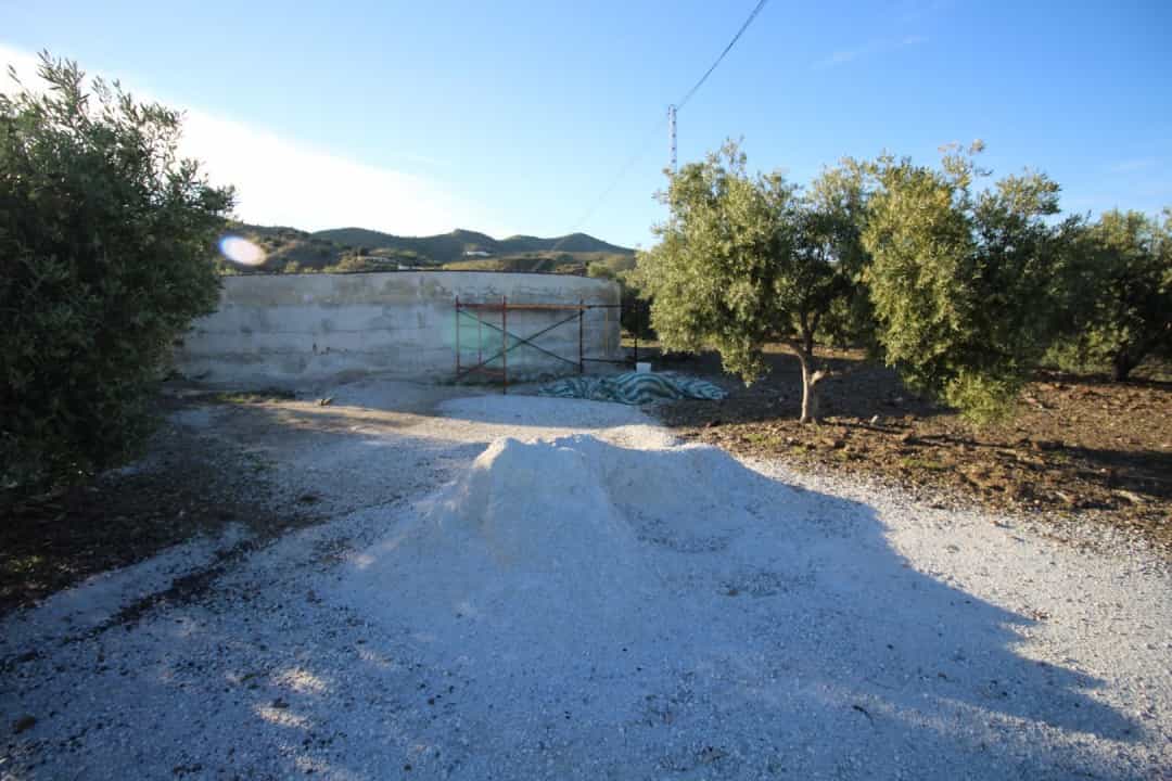 Tanah dalam Benajarafe, Andalucía 10737800