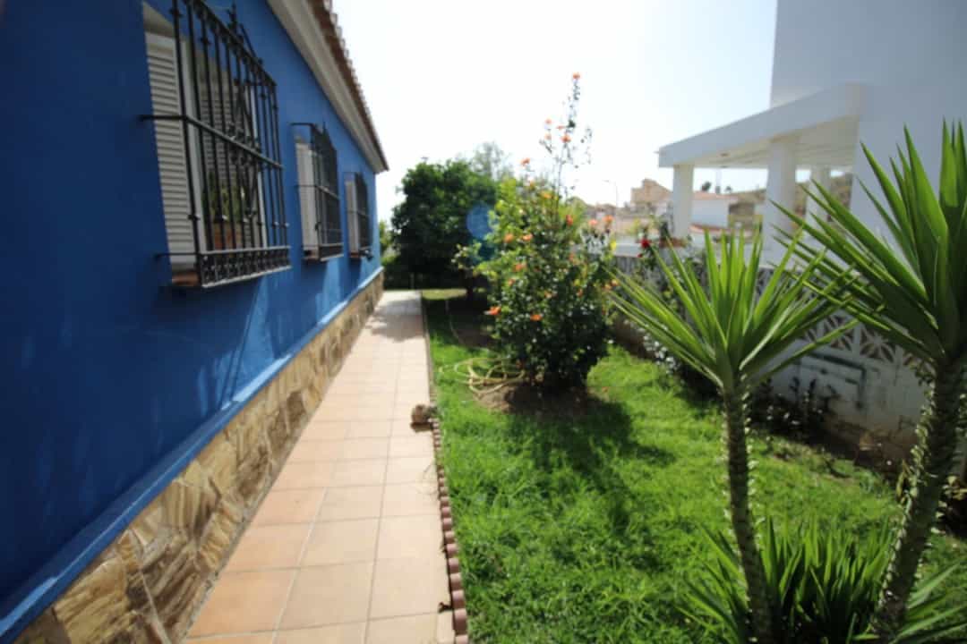 House in Chilches, Andalusia 10737807
