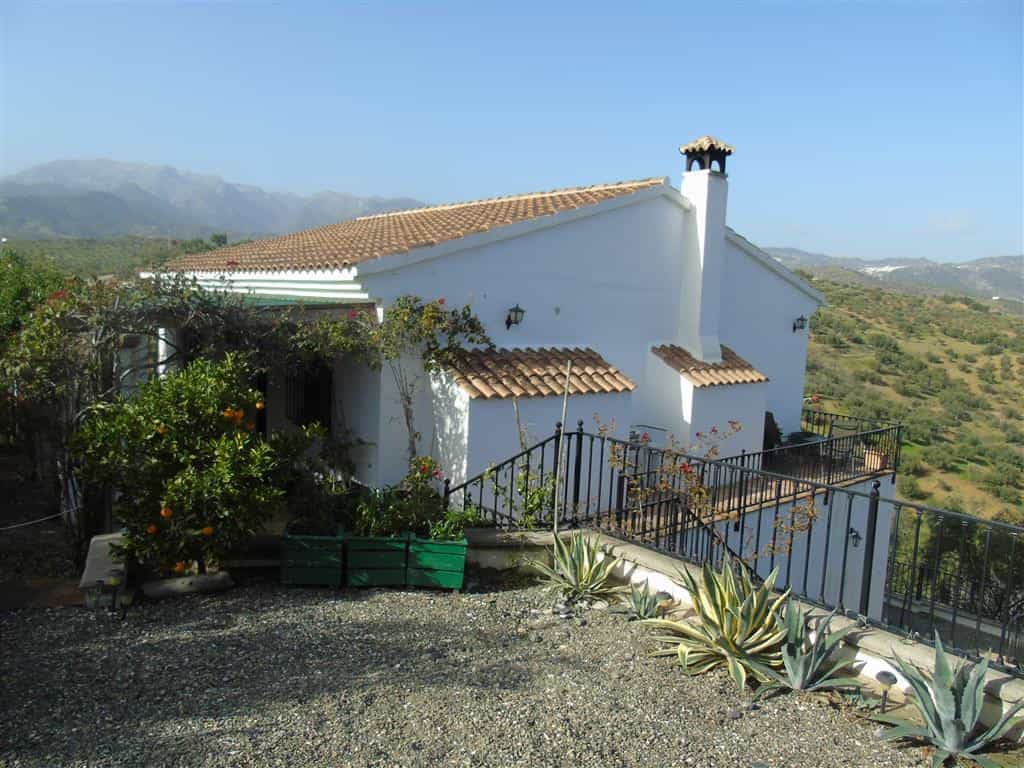 Rumah di Tolox, Andalusia 10737964