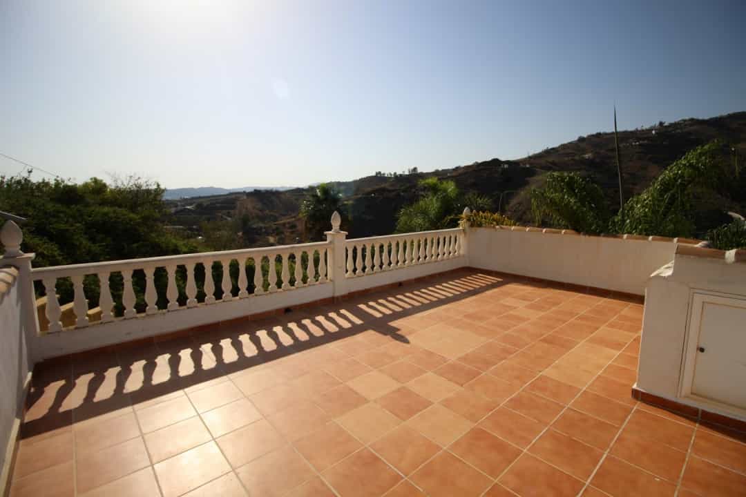 House in Arenas, Andalucía 10738076