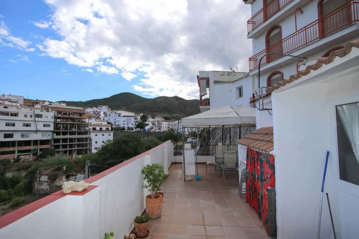 House in Tolox, Andalusia 10738167