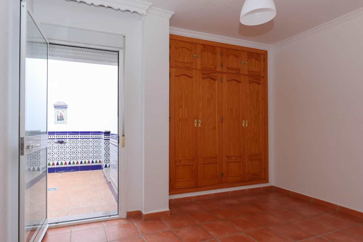 Condominium in Guaro, Andalusia 10738219