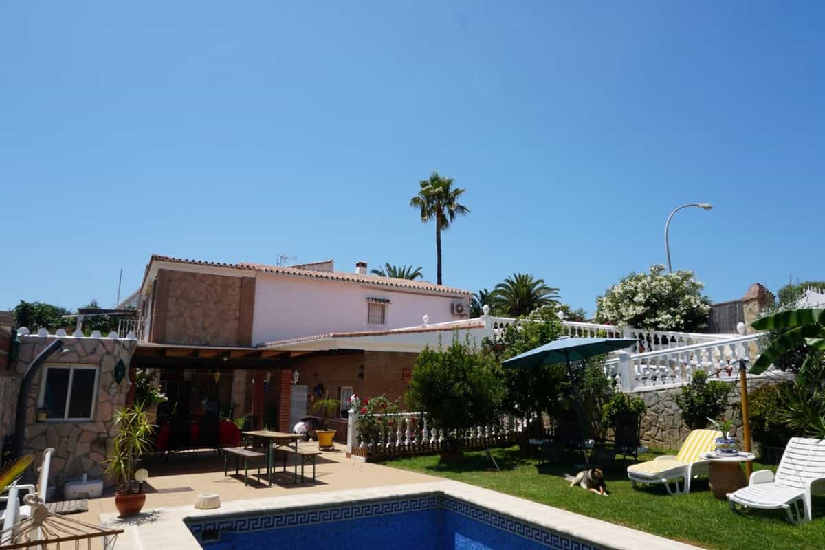 rumah dalam La Caleta, Andalusia 10738417