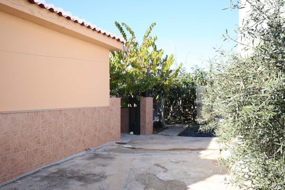 rumah dalam Torrox, Andalucía 10738436