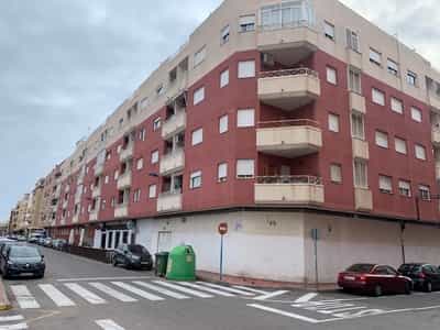 Condominium in El Tocino, Valencia 10738492