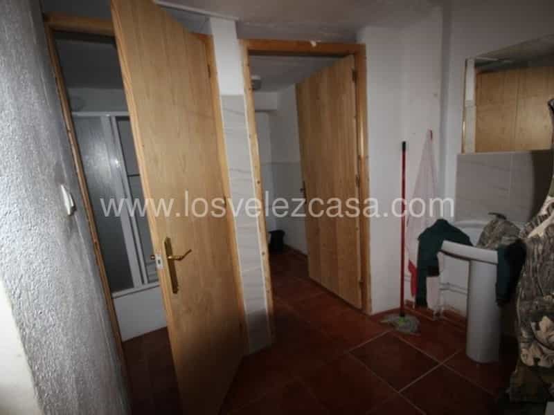Osakehuoneisto sisään Velez Blanco, Andalusia 10738709