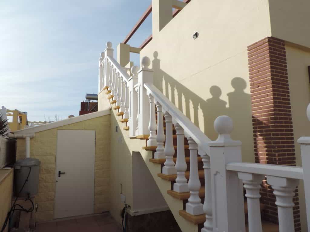 Rumah di Torre-Pacheco, Región de Murcia 10739594