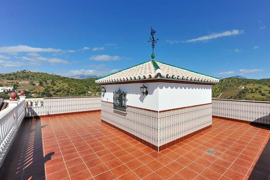 House in Guaro, Andalusia 10739947