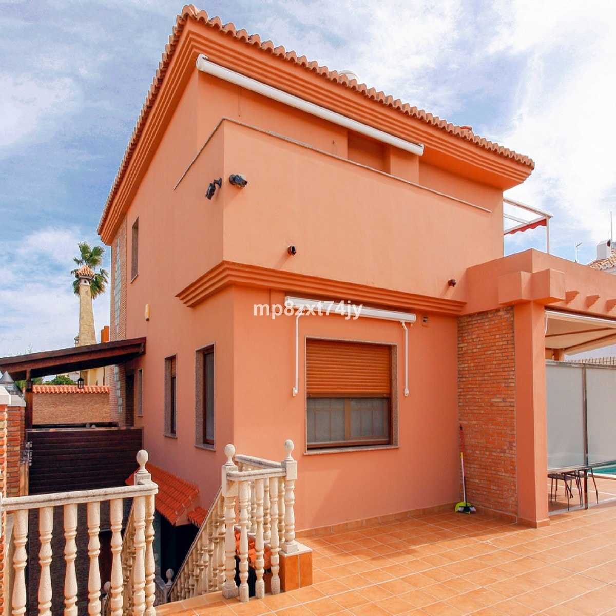 House in Torre del Mar, Andalusia 10740075