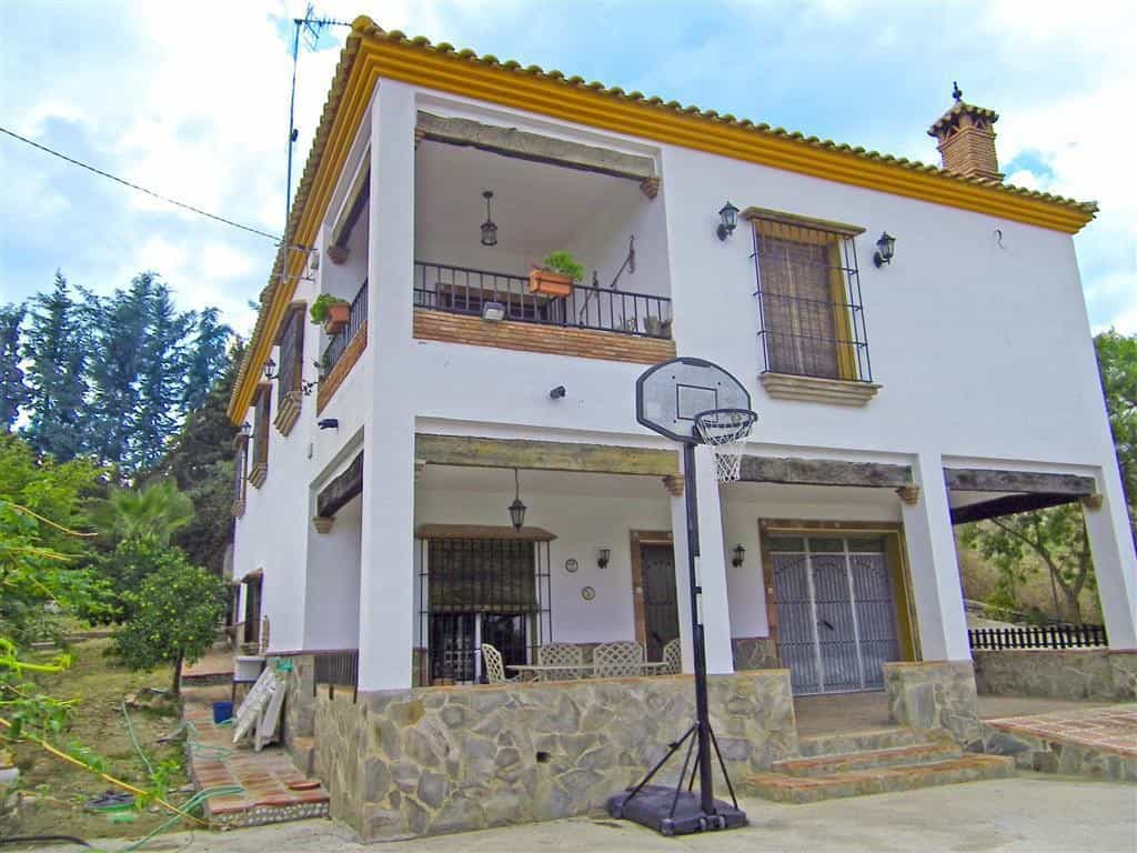 Rumah di Alhaurín el Grande, Andalucía 10740405