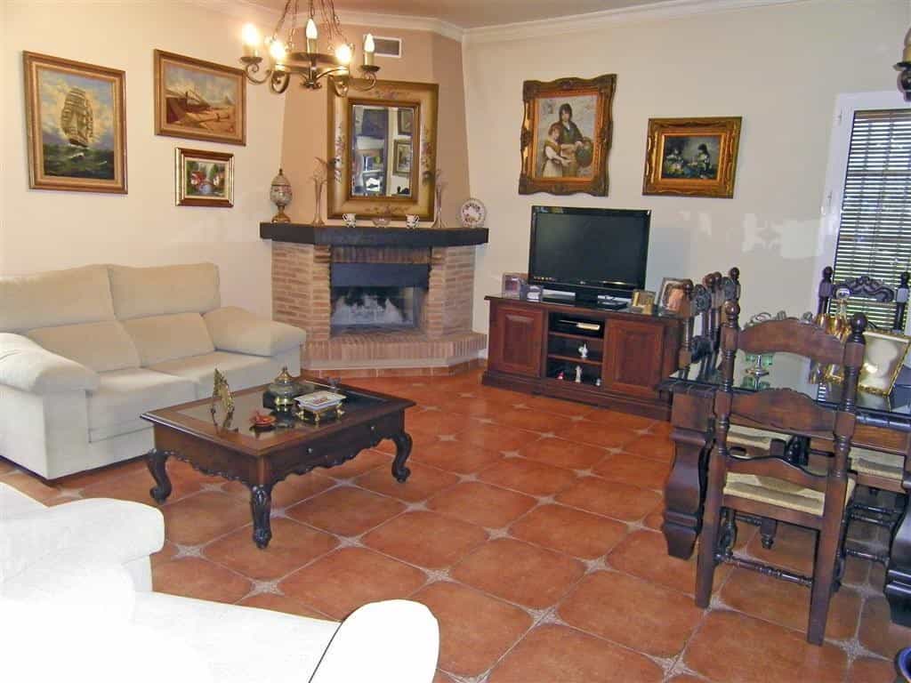 House in Alhaurín el Grande, Andalucía 10740405