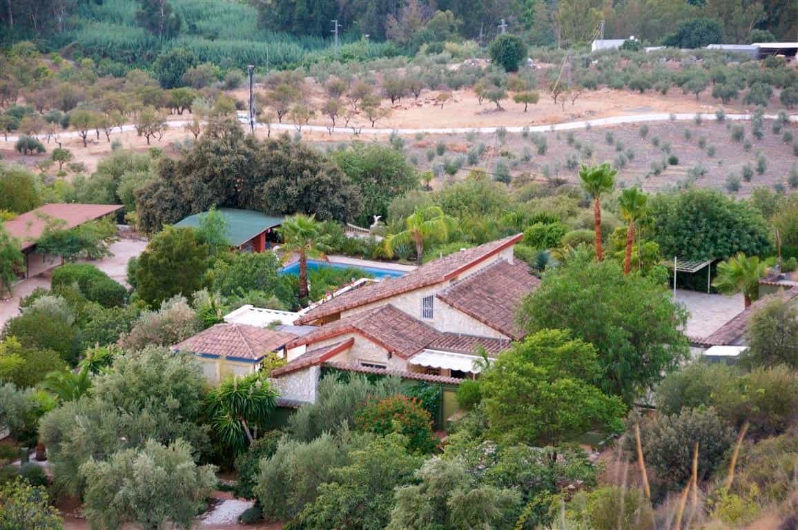 Dom w Alozaina, Andaluzja 10740466