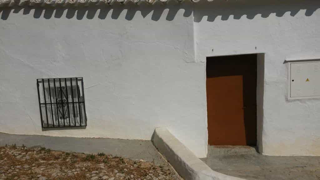 Dom w Yunquera, Andaluzja 10740551